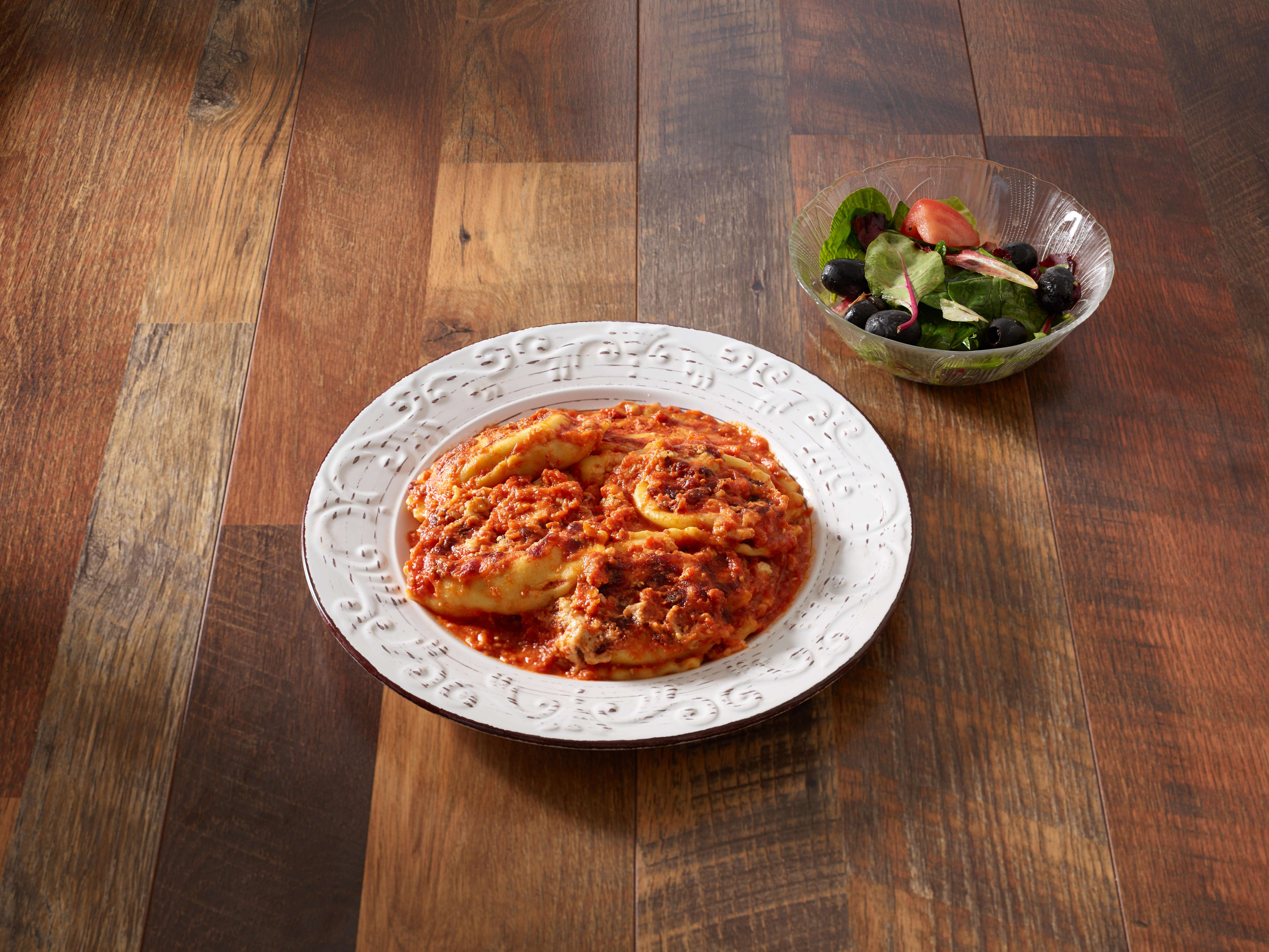 Order Baked Cheese Ravioli  food online from Pompeo's Restaurant & Catering store, Branford on bringmethat.com