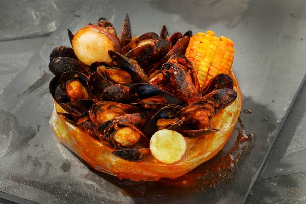 Order Mussels food online from The Captain'S Boil store, Winchester on bringmethat.com