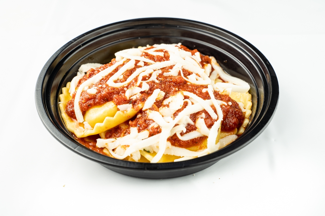 Order Cheese Ravioli Bowl food online from Pasta Kitchen store, Garden Grove on bringmethat.com