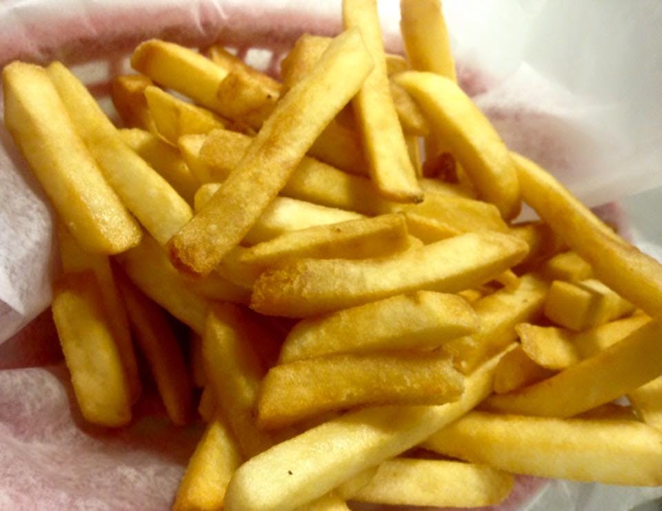 Order French Fries - Small food online from Nino's Pizzarama store, Willow Grove on bringmethat.com