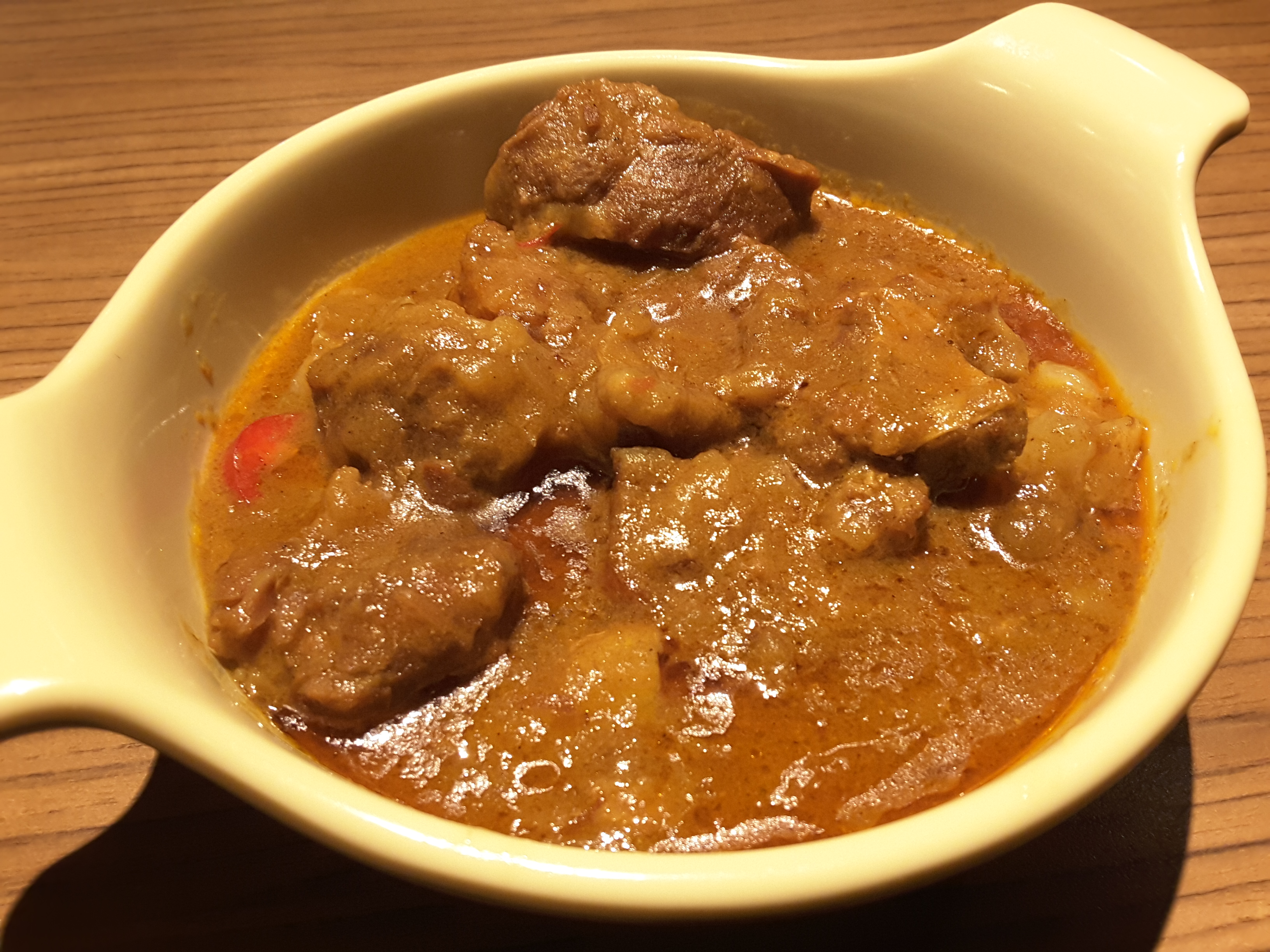 Order Curry Beef Brisket - 咖哩牛腩 food online from Hang Ah Tea Room Llc store, San Francisco on bringmethat.com