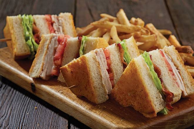 Order Turkey Bacon Club food online from Shari'S Cafe store, Troutdale on bringmethat.com