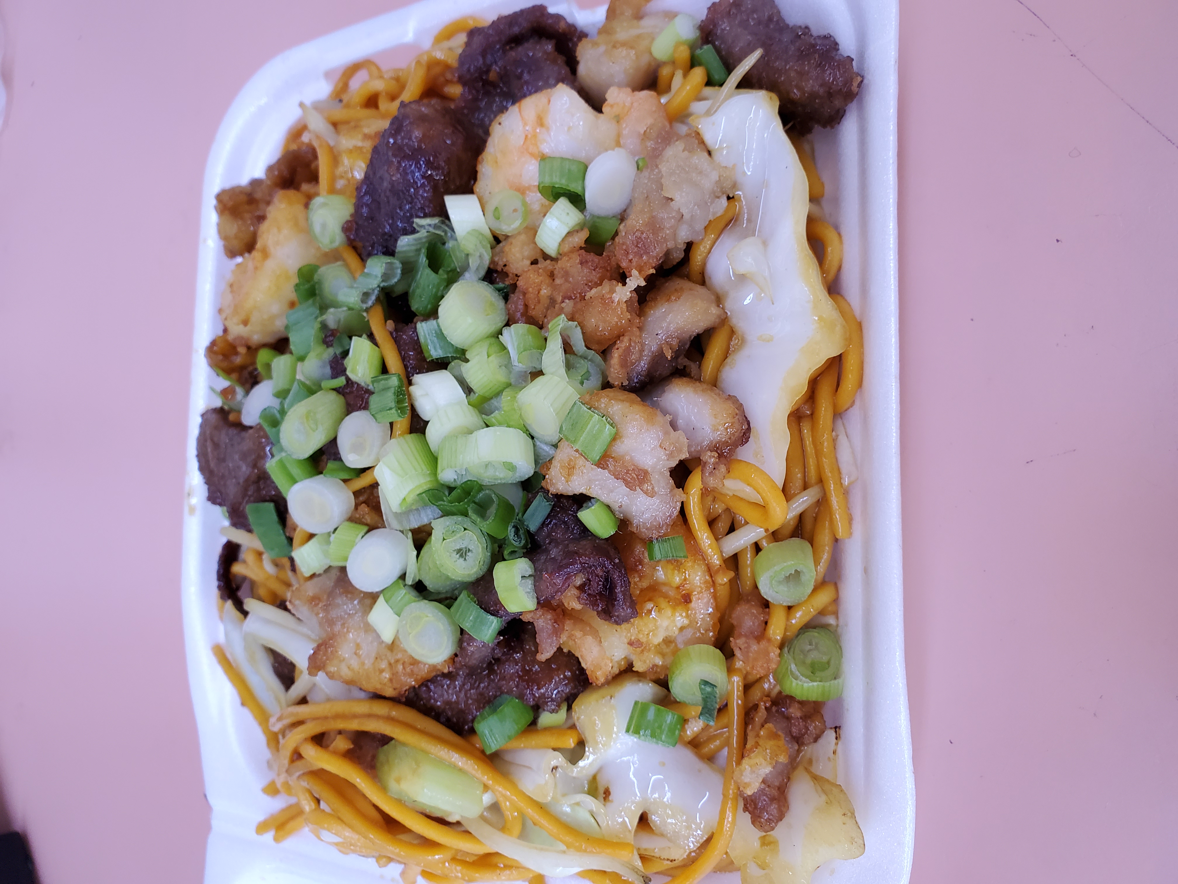 Order  House Special Chow Mein food online from Chinatown Express store, Los Angeles on bringmethat.com