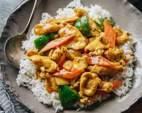 Order Chicken with Curry Sauce food online from Lucky Buddha store, Atlanta on bringmethat.com