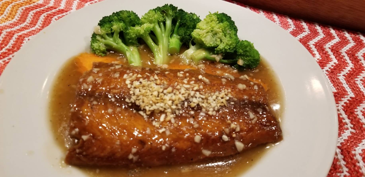 Order Garlic Salmon food online from Diva Thai Express store, Chicago on bringmethat.com