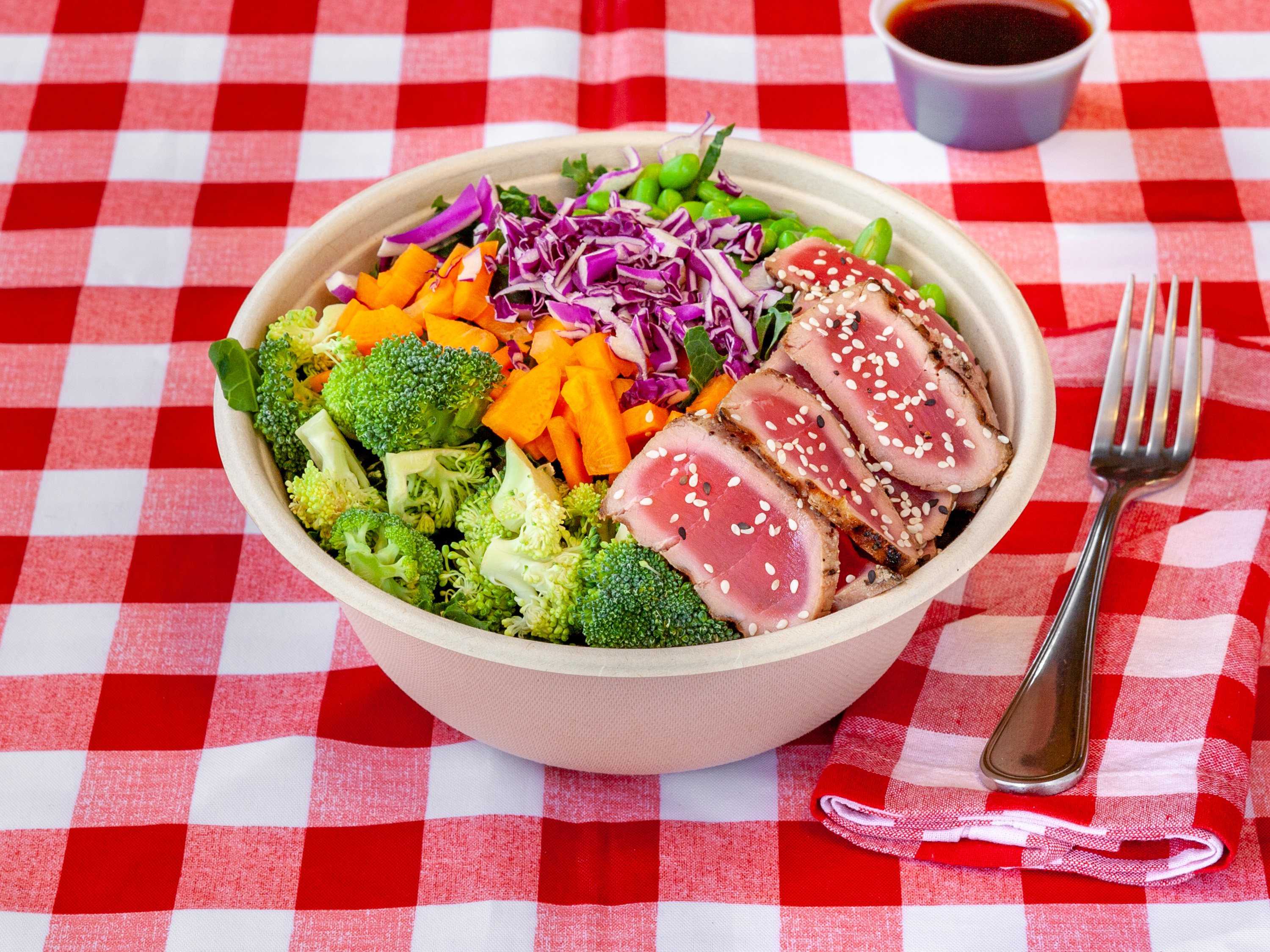 Order Power Blend Salad with Seared Tuna food online from Salad house store, Chicago on bringmethat.com
