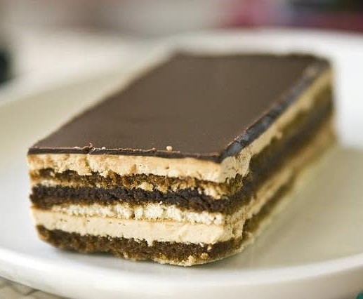 Order Opera Cake food online from Libanais Resturant store, Lincolnwood on bringmethat.com