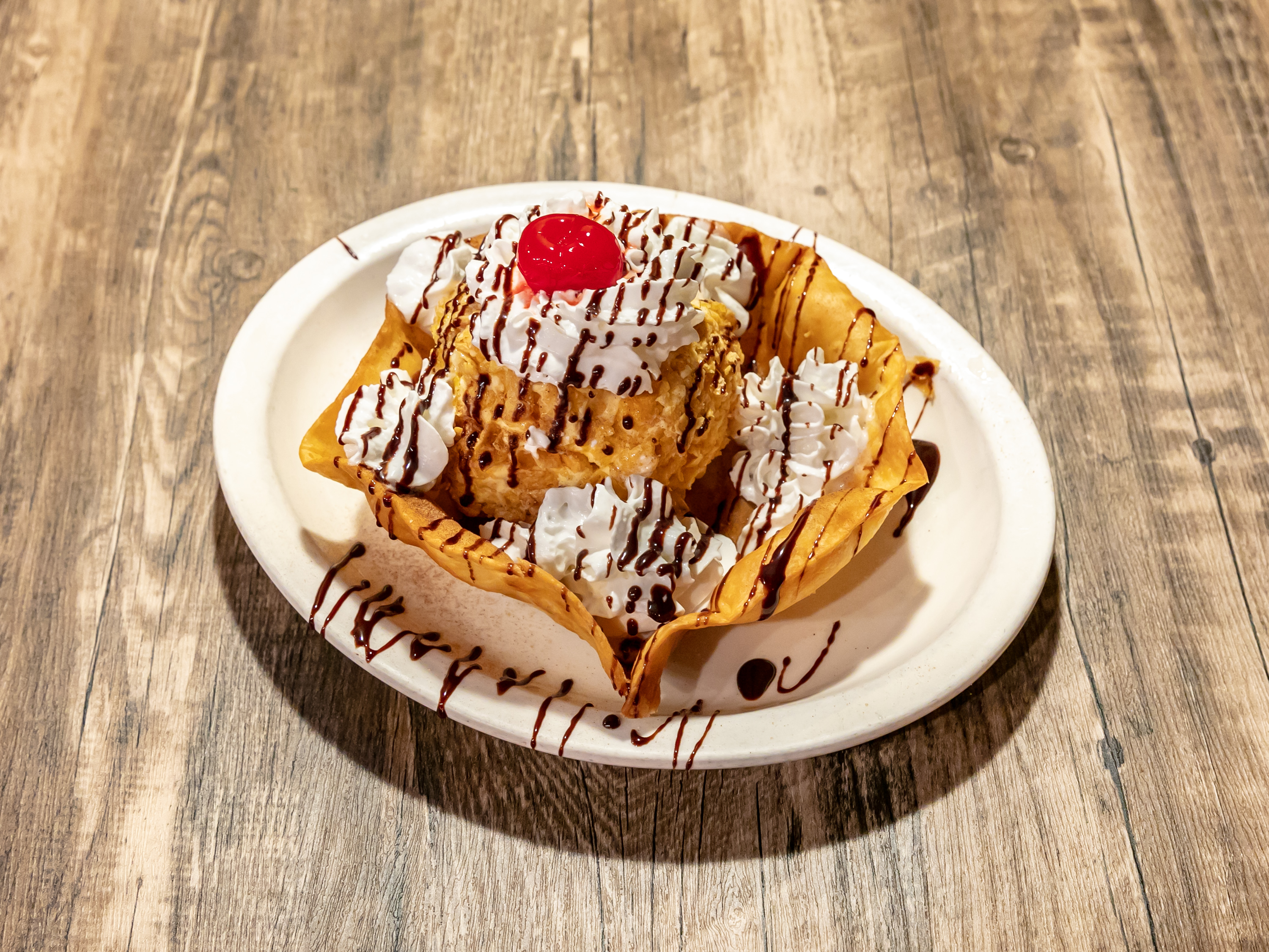 Order Deep Fried Ice Cream food online from La Finca Mexican Bar & Grill store, Carrollton on bringmethat.com