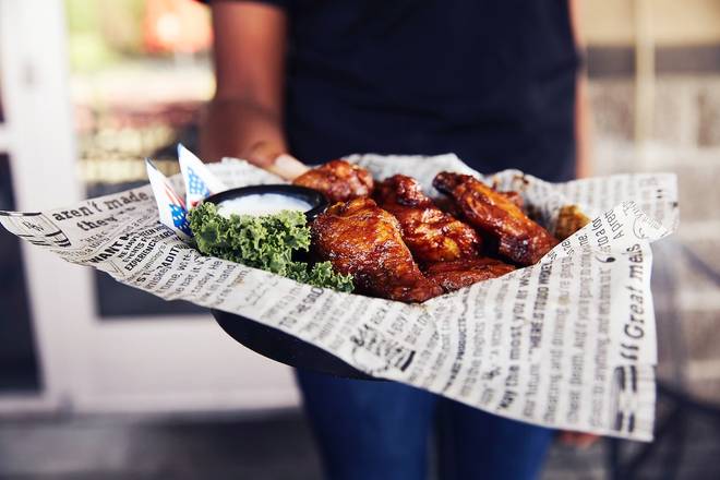 Order 6 CLASSIC BONE-IN WINGS food online from Big Whiskey American Restaurant & Bar store, Fayetteville on bringmethat.com