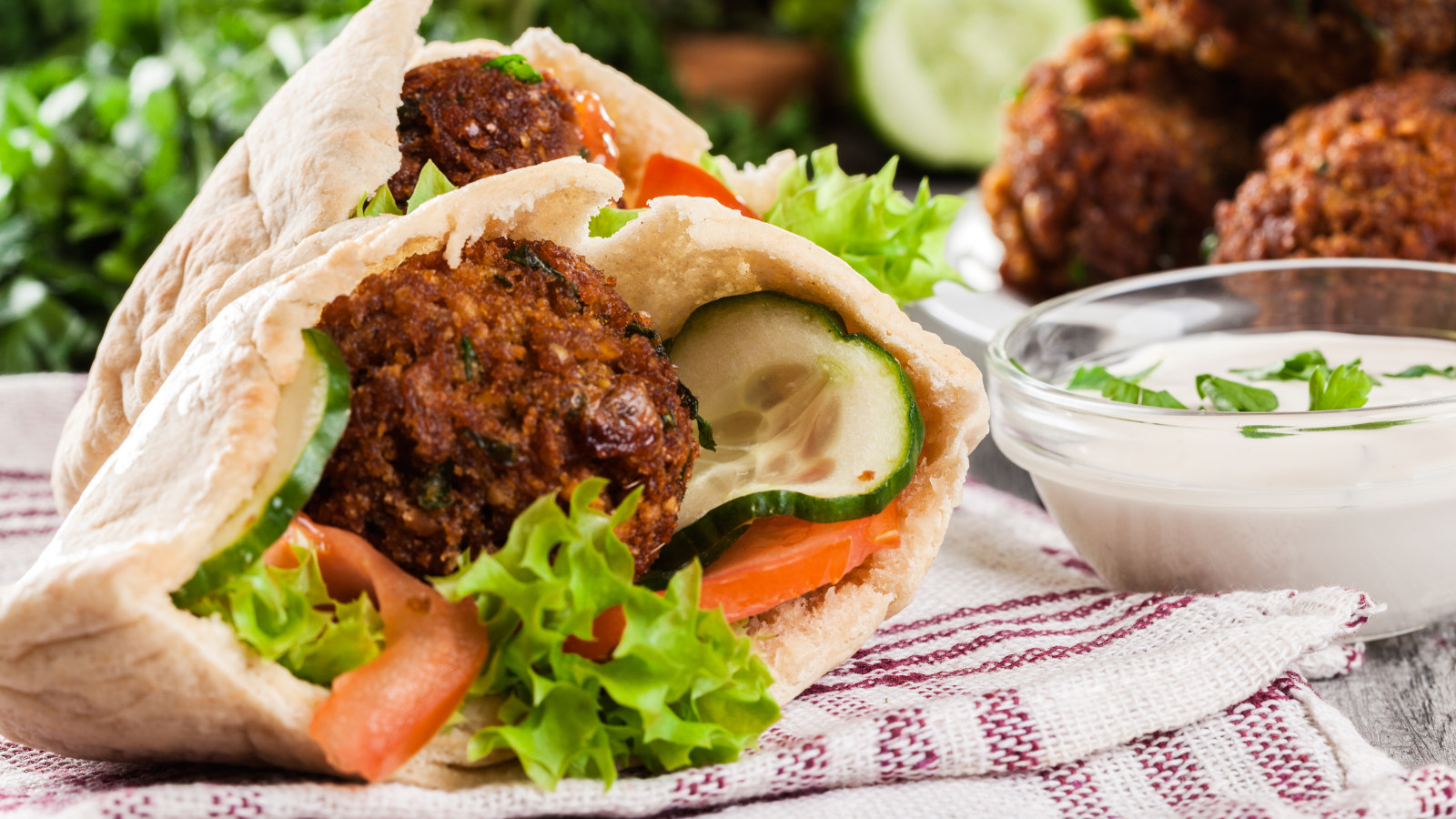 Order Falafel Deluxe food online from Gaters store, Fremont on bringmethat.com