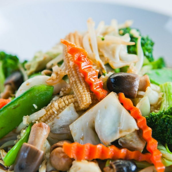 Order Stir Fried Mixed Vegetables food online from Siam chan thai cuisine store, Los Angeles on bringmethat.com
