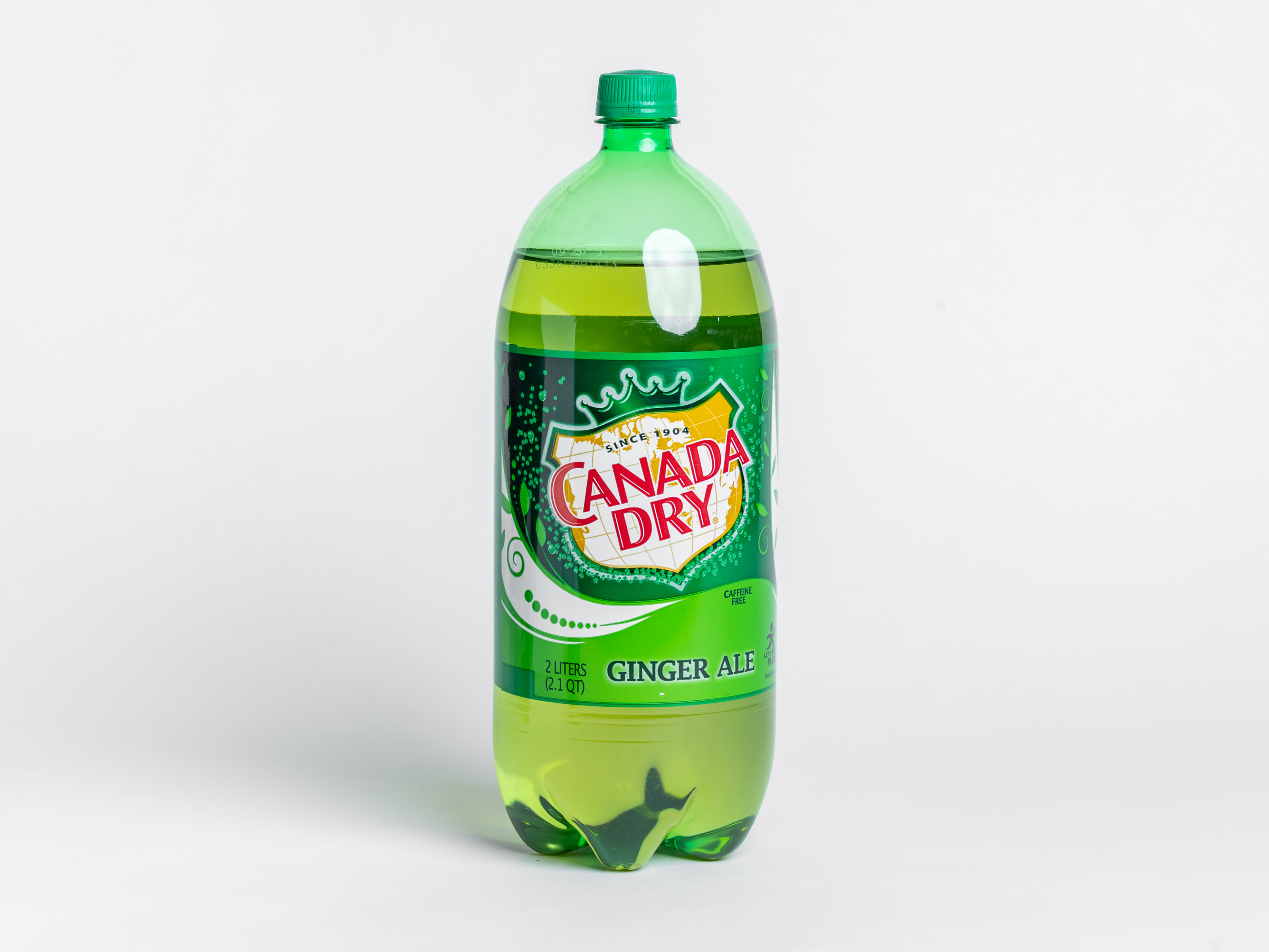 Order Canada Dry Ginger Ale food online from Kangaroo Food Mart store, Cathedral City on bringmethat.com