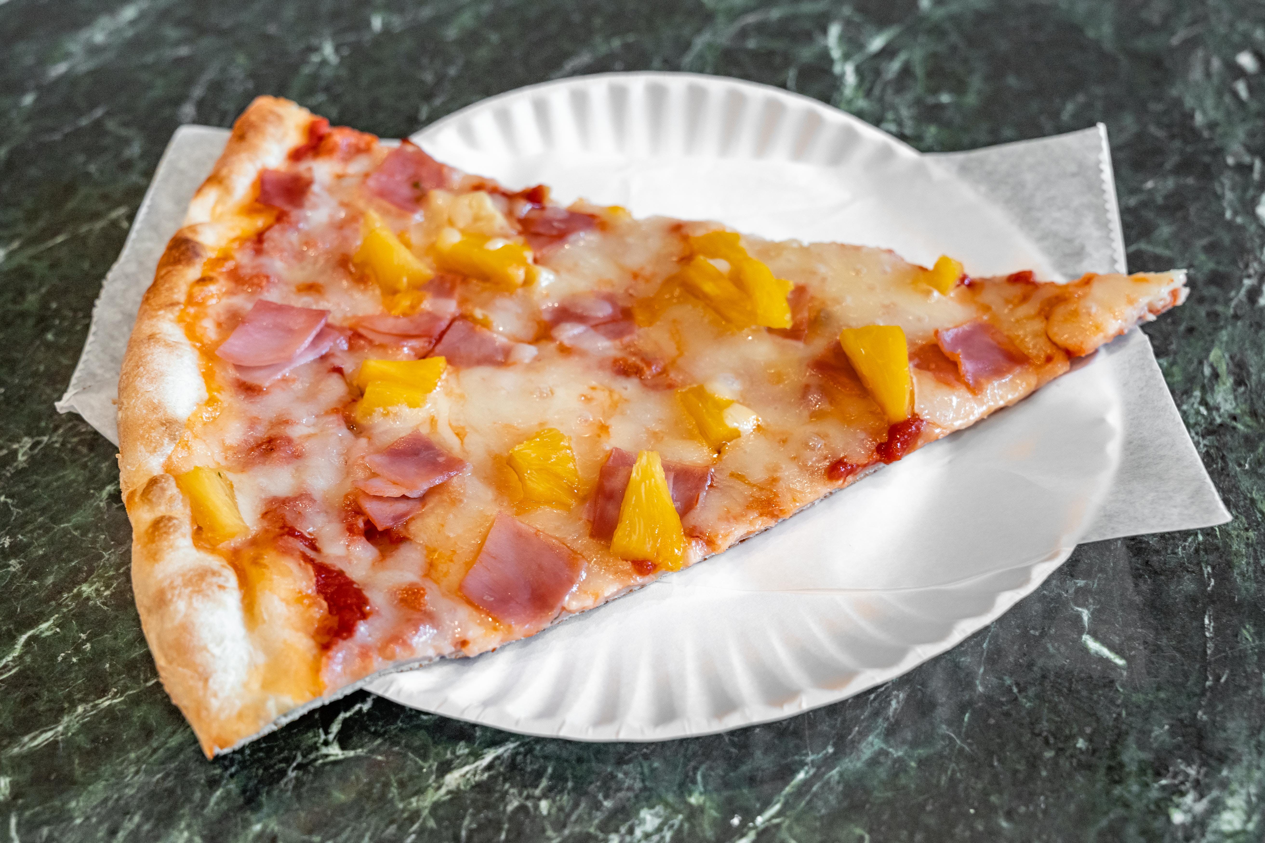 Order Hawaiian Pizza - Personal 12" food online from Taste of Italy Pizza store, Astoria on bringmethat.com