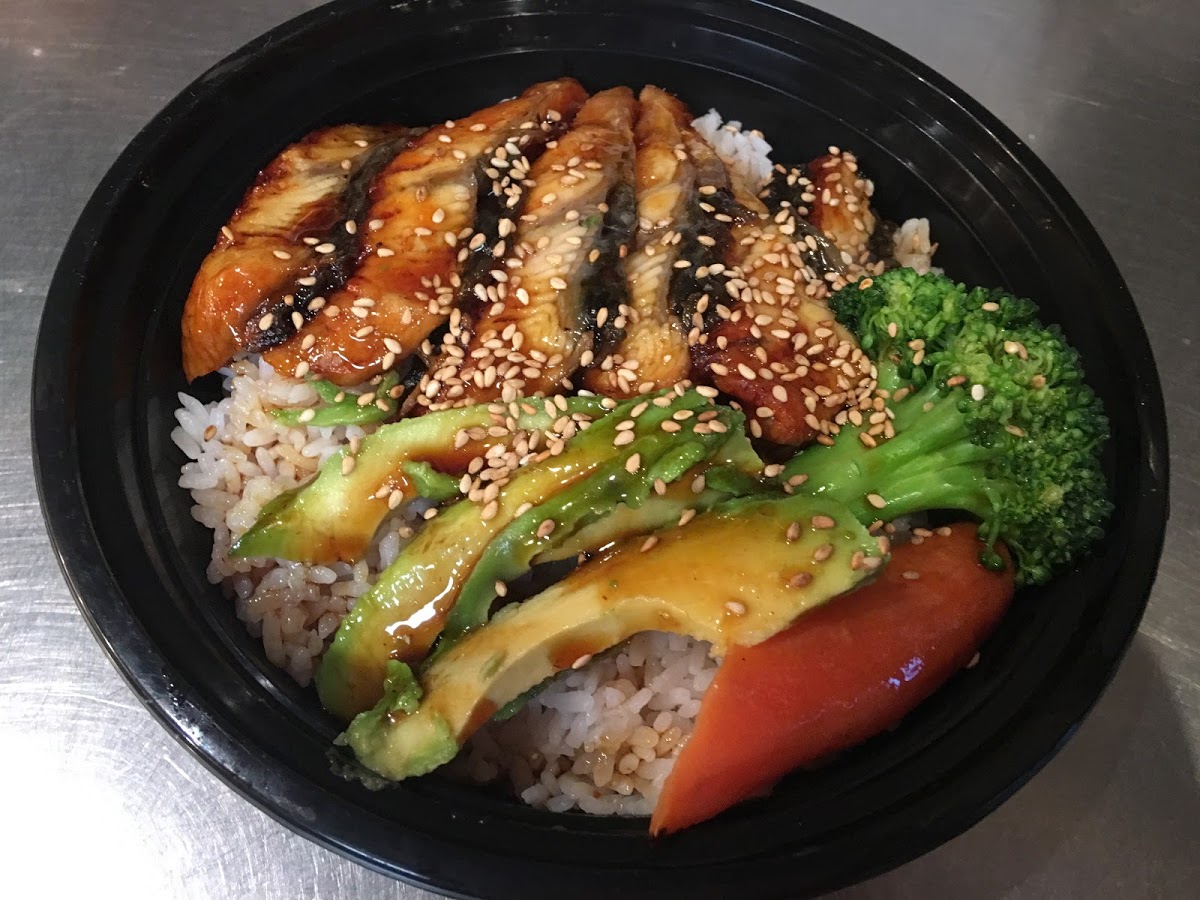 Order 6. Unagi Don food online from Sushi Kinta store, San Francisco on bringmethat.com