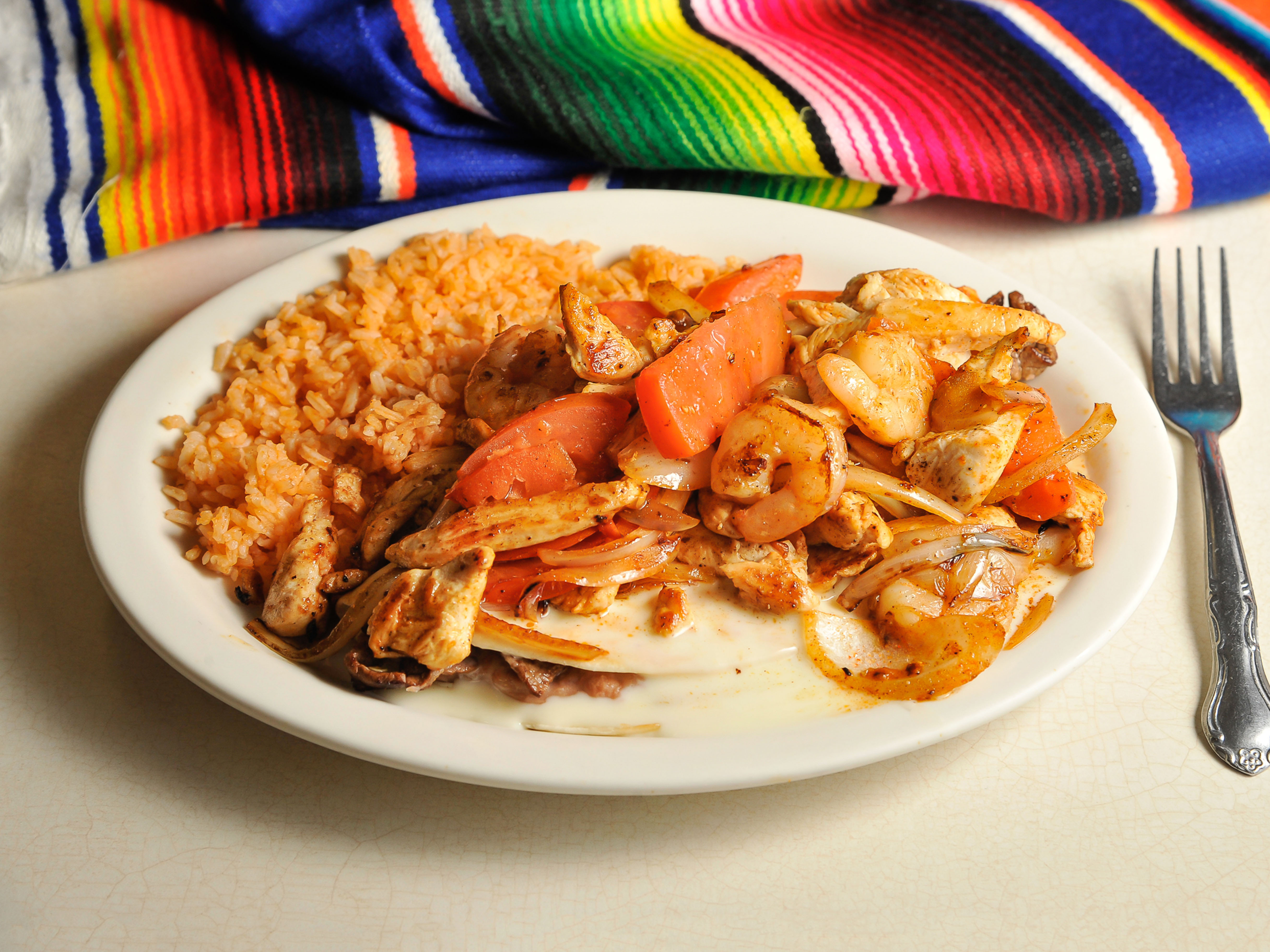 Order Don Chuchos Quesadilla food online from Don Chuchos Mexican Restaurant store, Columbus on bringmethat.com