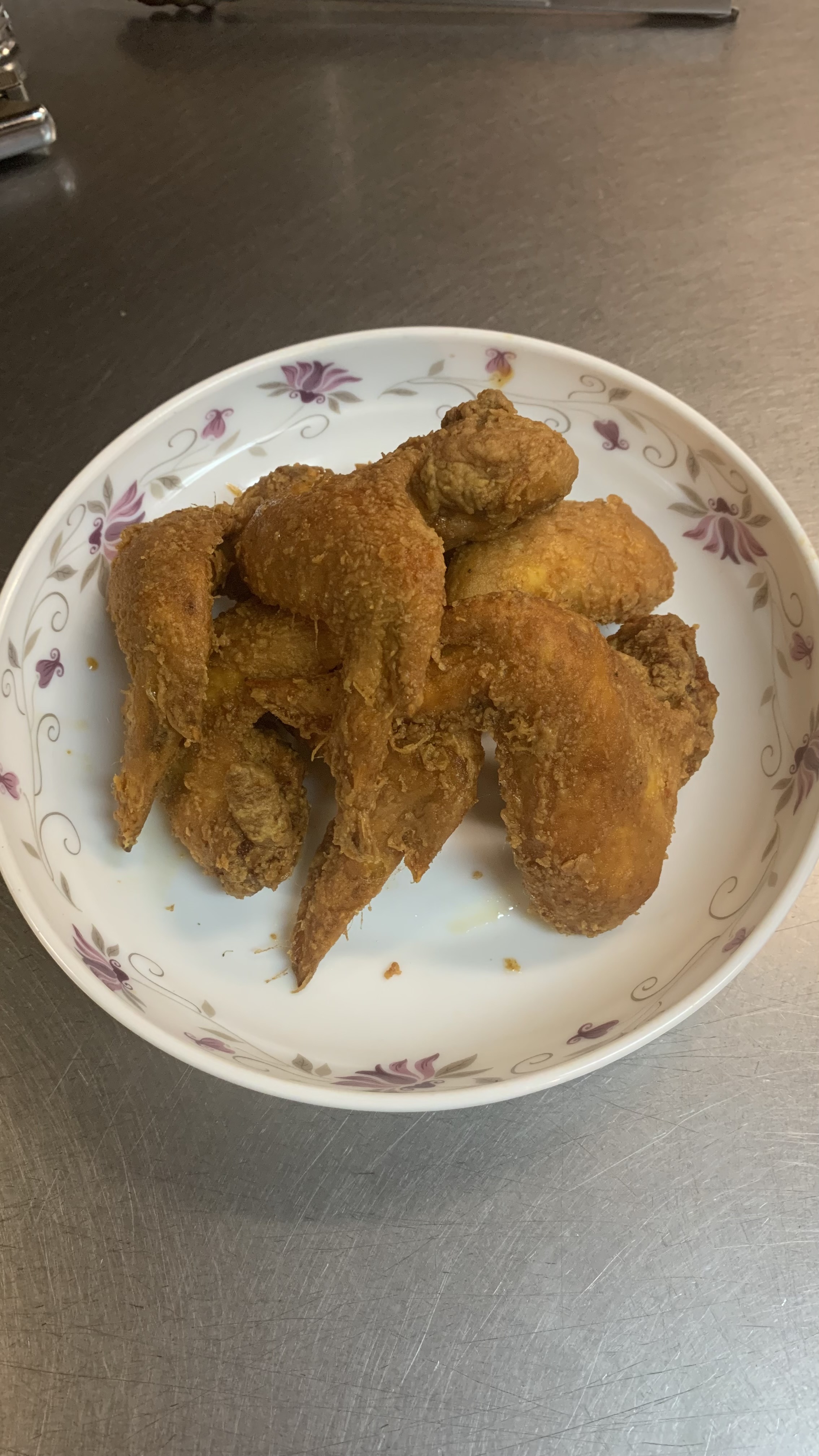 Order Chicken Wings food online from Spring House store, Pawtucket on bringmethat.com