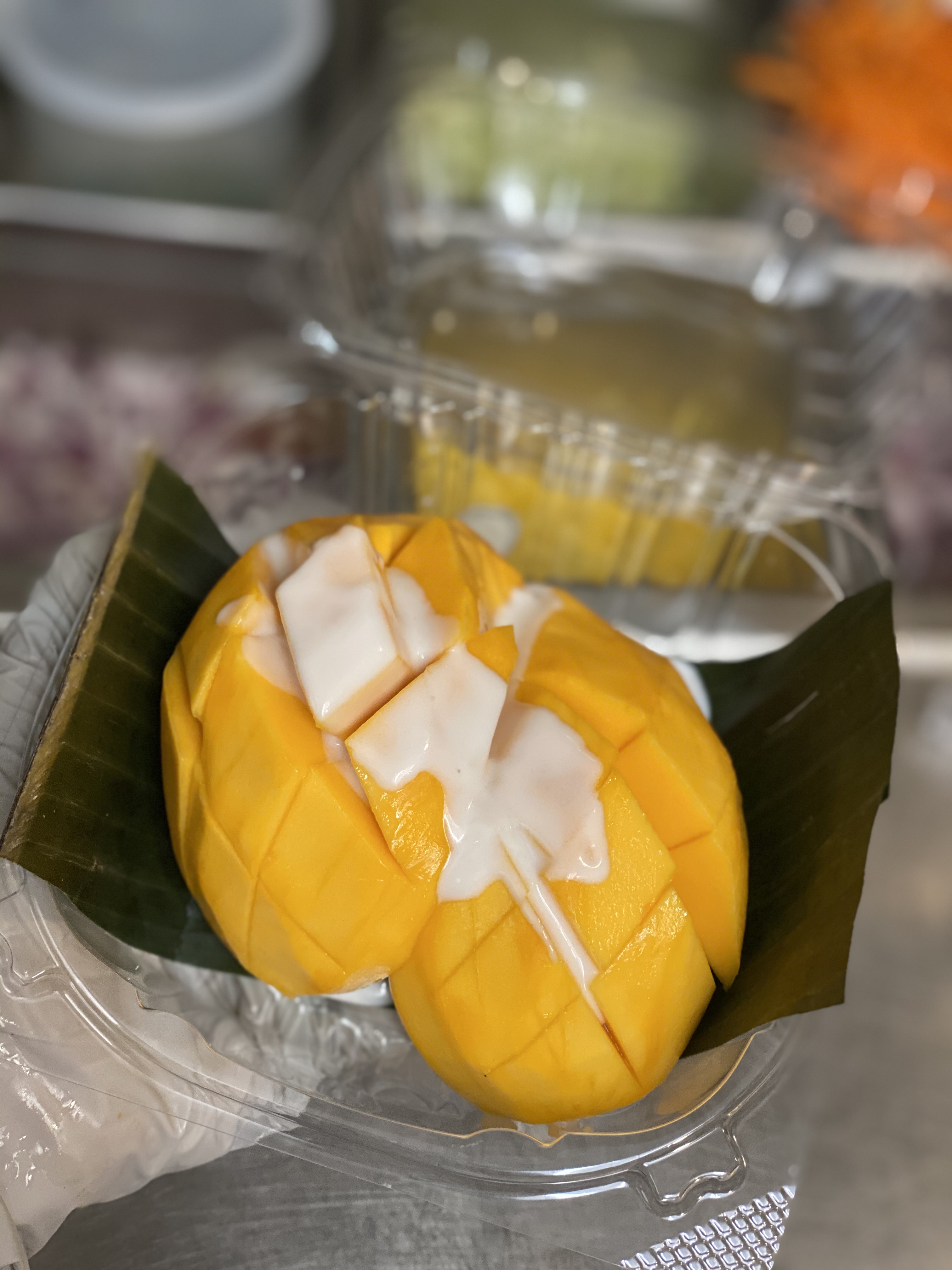 Order Mango sticky rice food online from Boran Thai store, Brooklyn on bringmethat.com