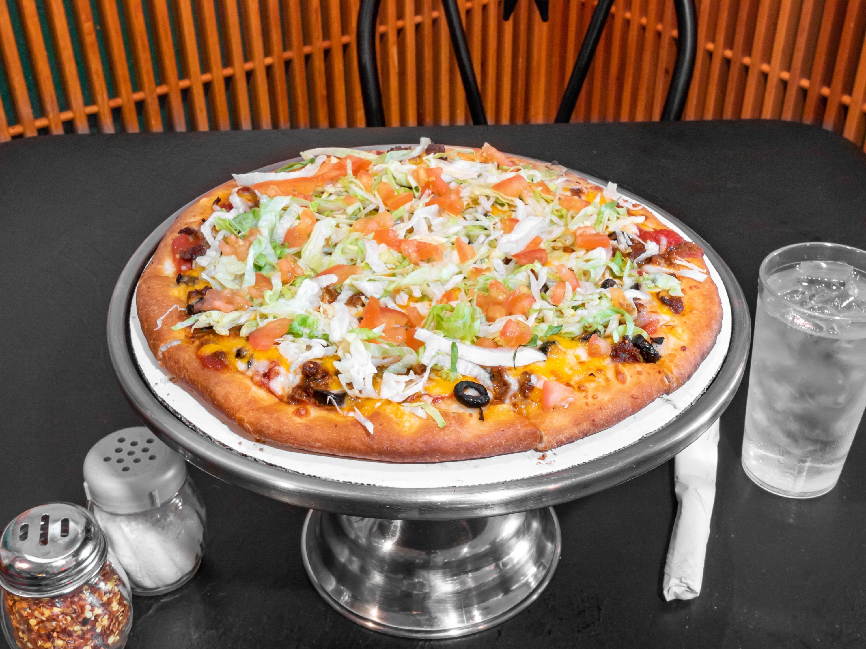 Order Taco Pizza  food online from Mancinos Pizza & Grinders store, Fond Du Lac on bringmethat.com