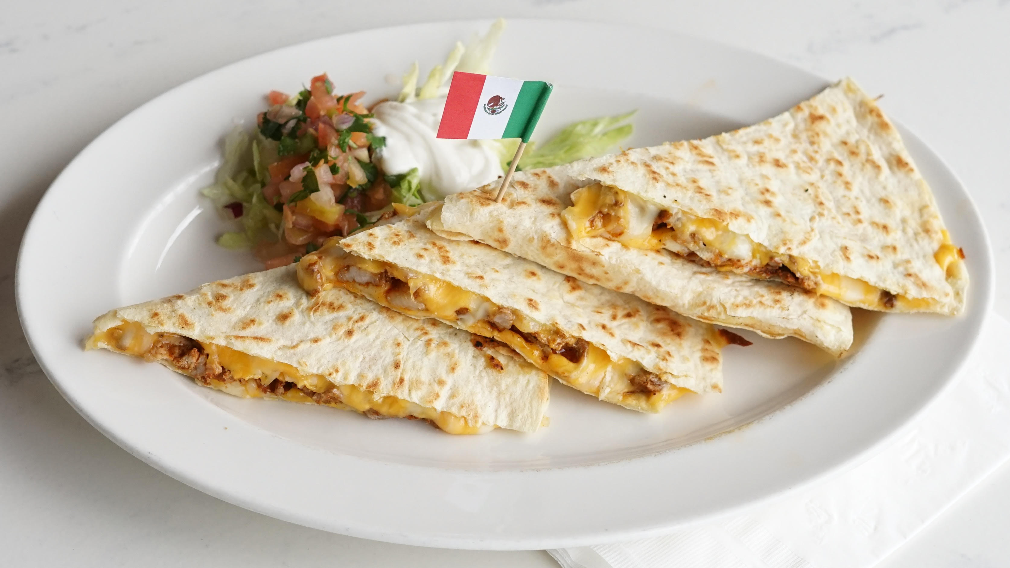 Order Chicken Quesadilla food online from Rods Tacos store, Los Angeles on bringmethat.com