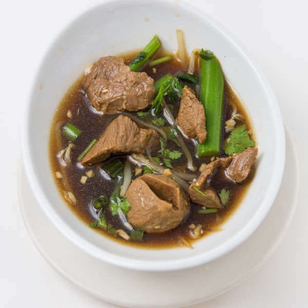 Order S4. Beef Soup food online from Dokbua Thai Kitchen store, Brookline on bringmethat.com