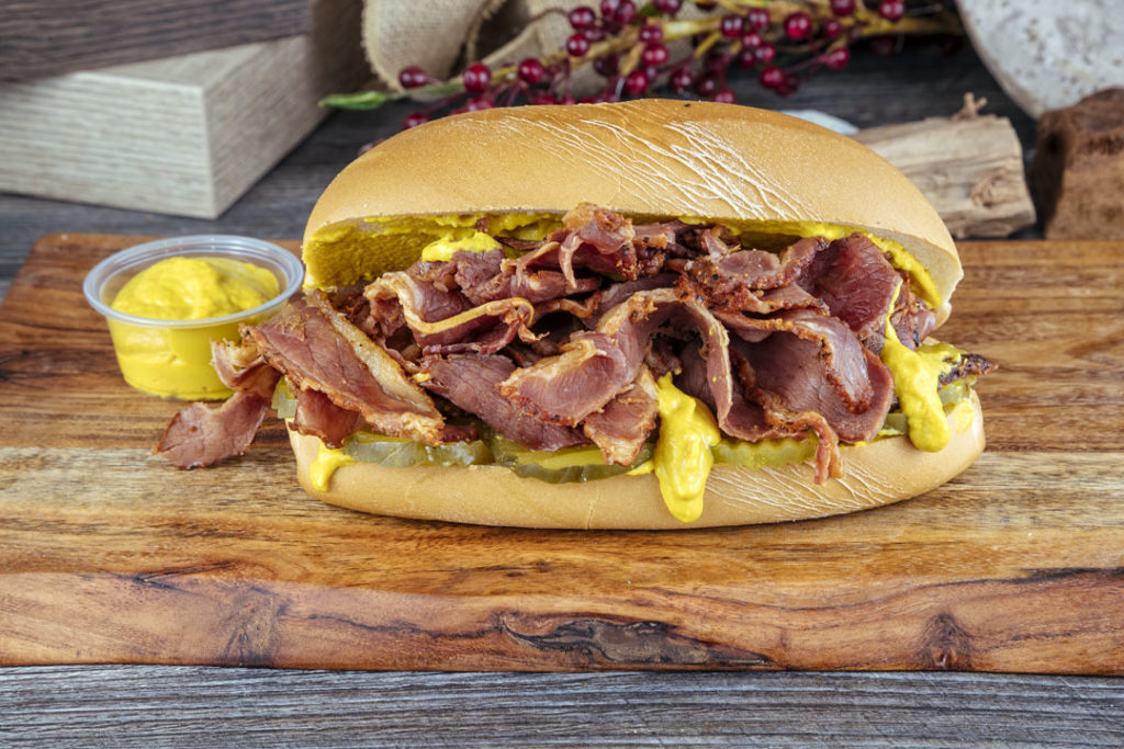 Order Hot Pastrami food online from Tom #1 World Famous Chiliburgers store, Carson on bringmethat.com