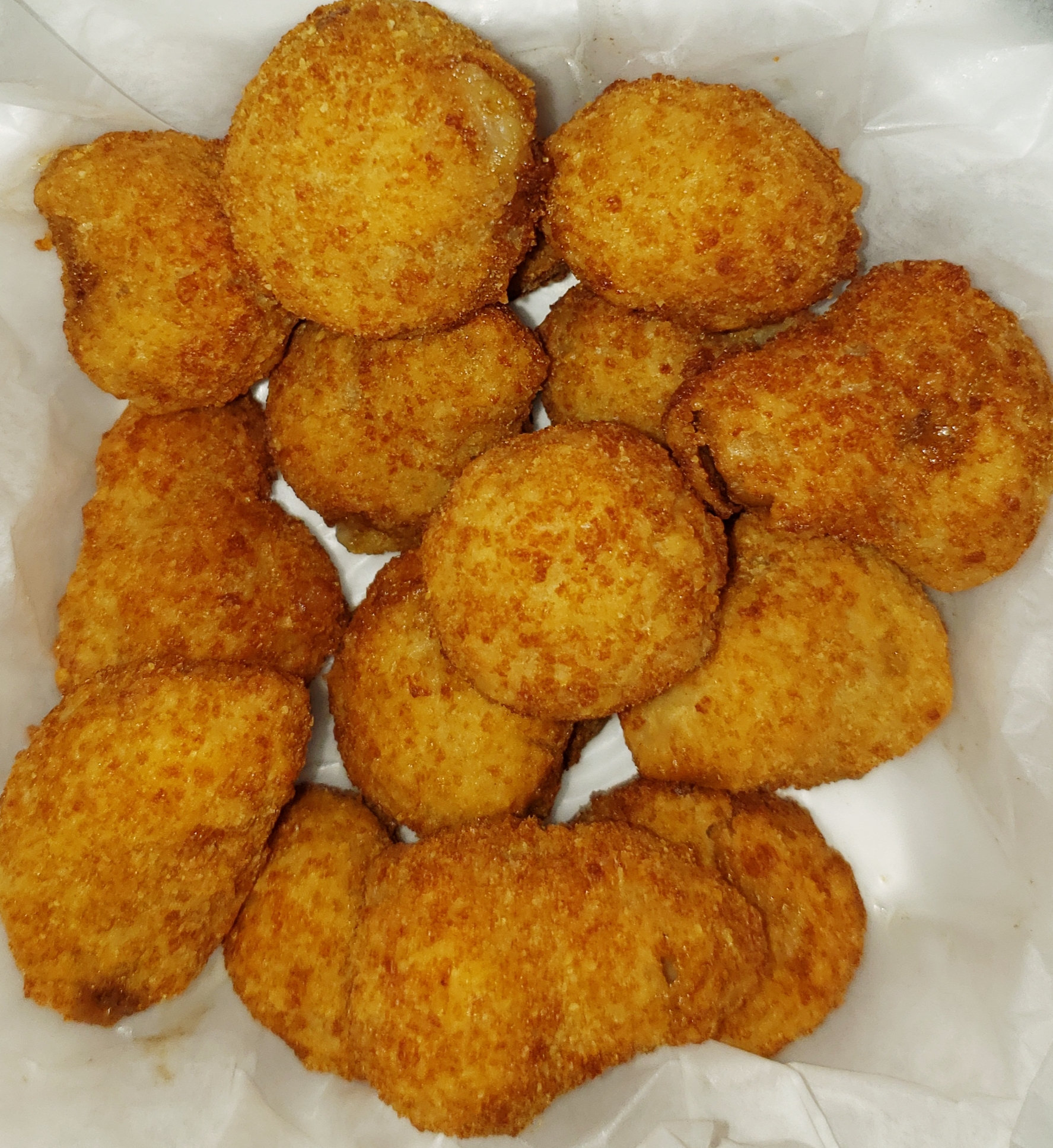 Order Fried Mushrooms 15 food online from Pizza Mart store, Baltimore on bringmethat.com