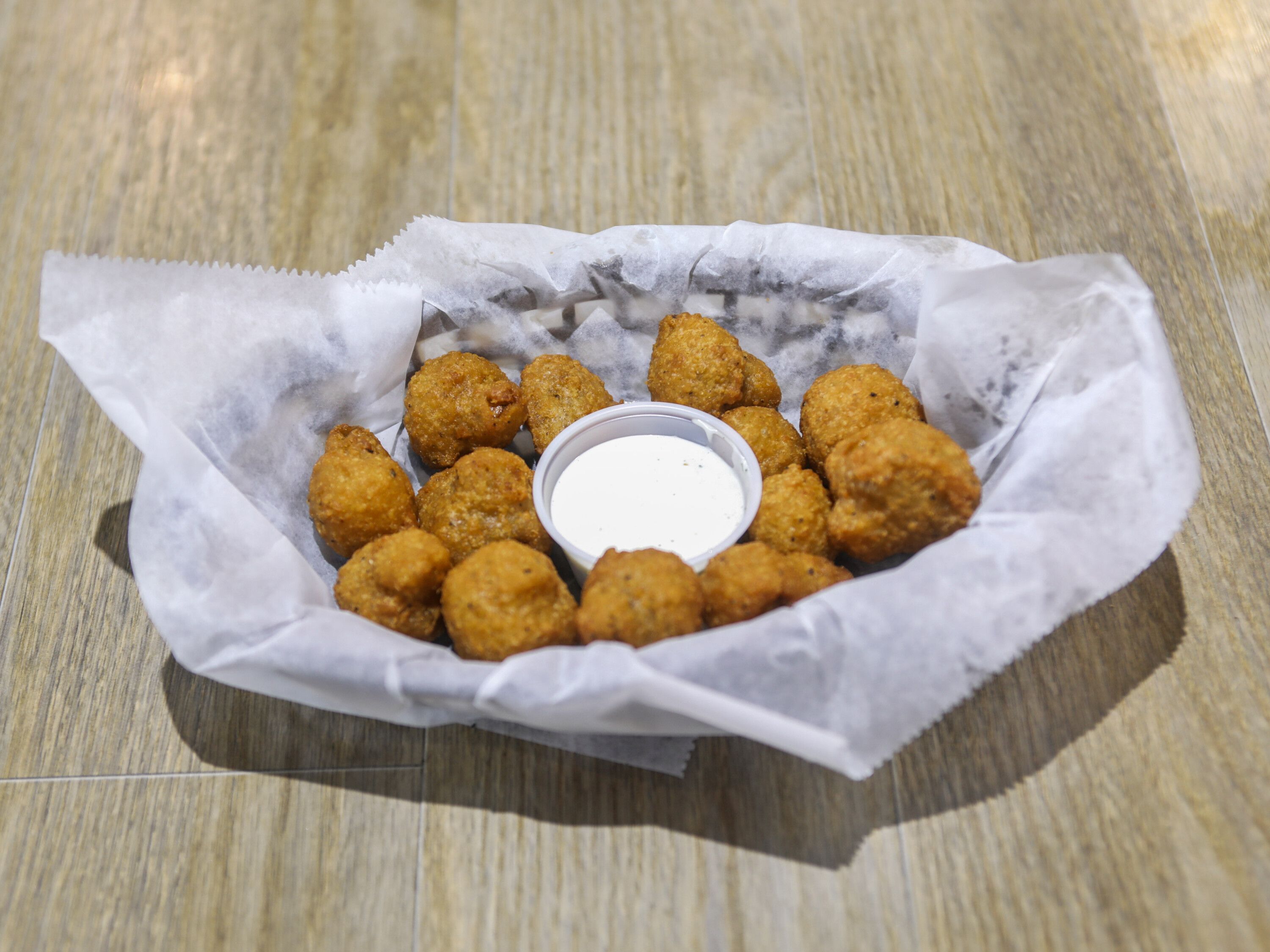 Order Fried Mushrooms food online from Milania's NY Pizza store, Adairsville on bringmethat.com