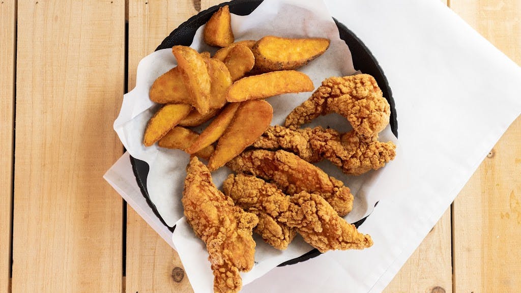 Order Breaded Chicken Tenders - 6 Pieces food online from Pjay Pizza store, Parma on bringmethat.com