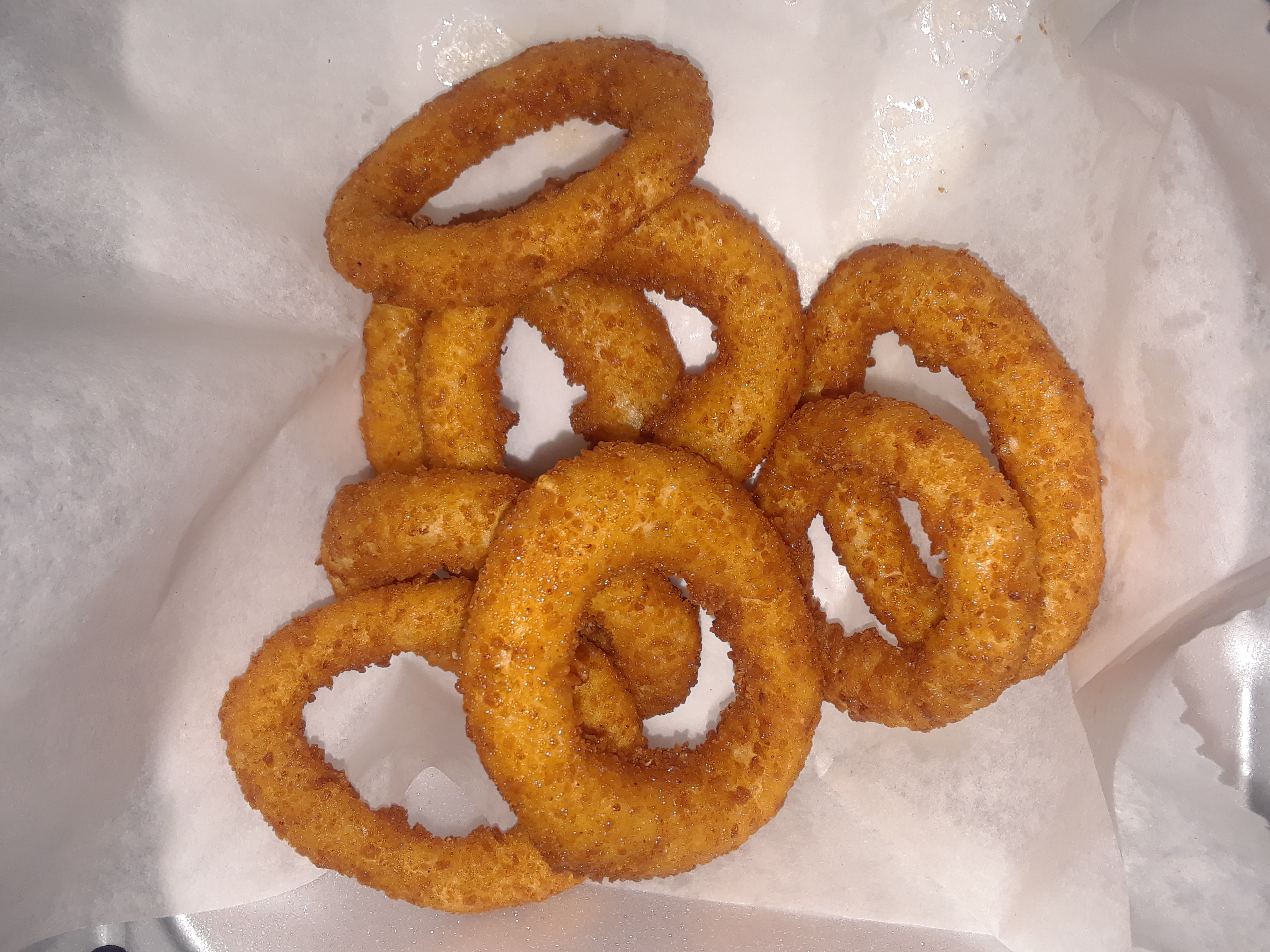 Order Onion Rings food online from Mike's Steakhouse store, Buffalo on bringmethat.com
