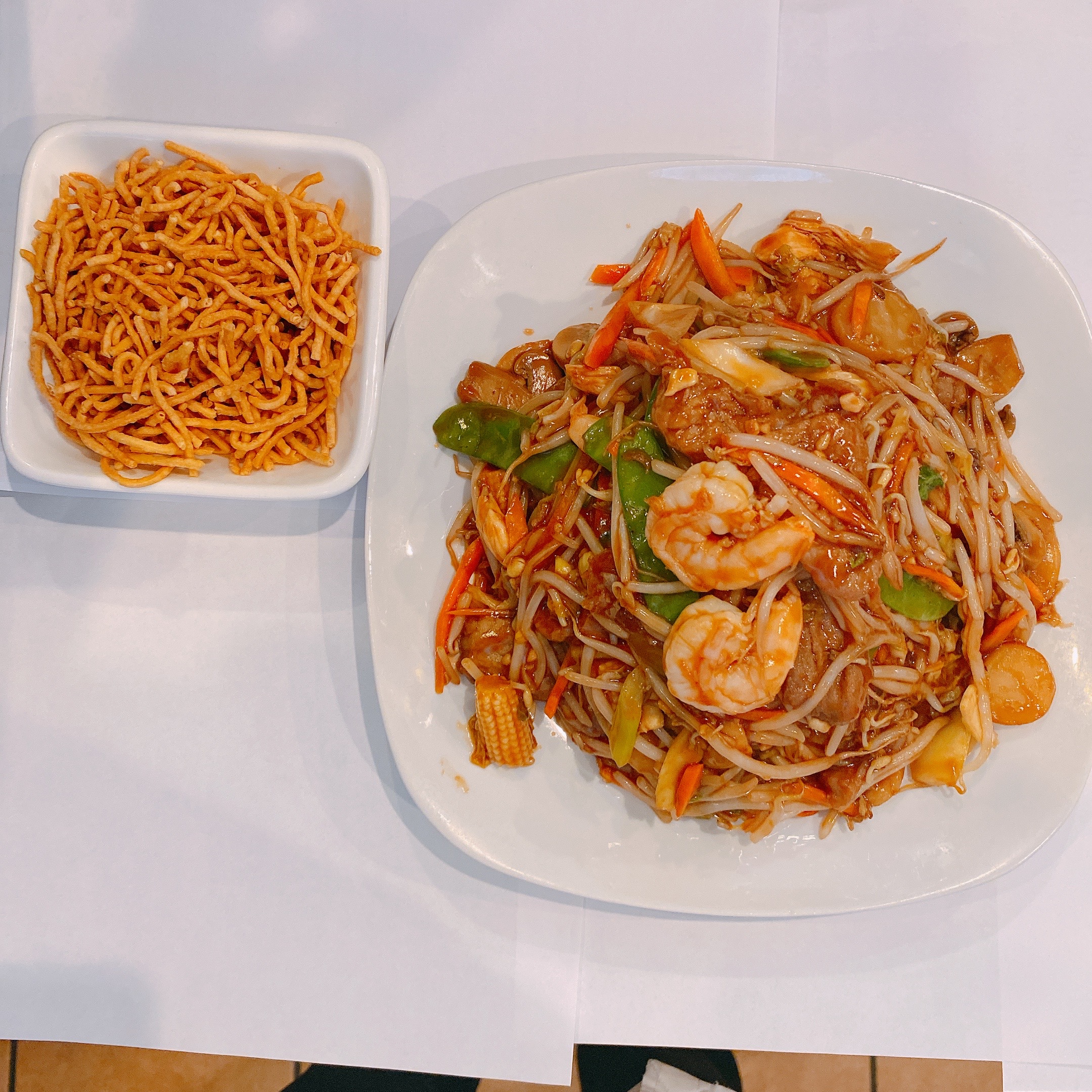 Order China Ho Special Chow Mein(dry crunchy noodles) food online from China Ho store, Chicago on bringmethat.com