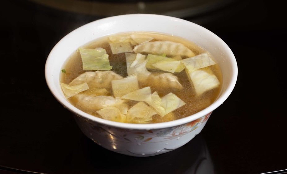 Order Dumpling Soup 饺子汤 food online from China town Restaurant store, Anchorage on bringmethat.com