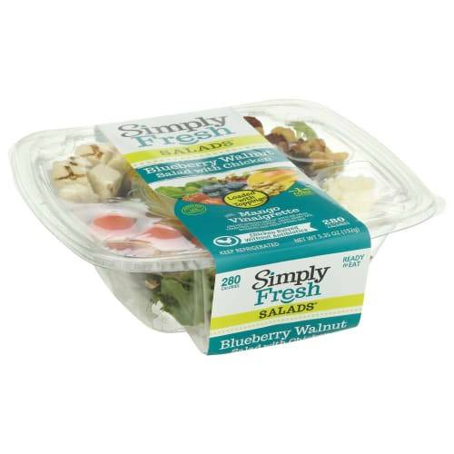 Order Simply Fresh · Blueberry Walnut Salad with Chicken (5.4 oz) food online from Safeway store, Sierra Vista on bringmethat.com