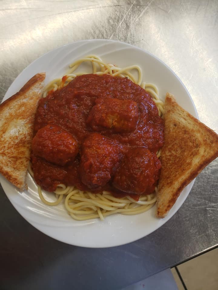 Order Spaghetti and Meatballs Dinner food online from Kelly Q & Whipper Dairy store, Walton on bringmethat.com