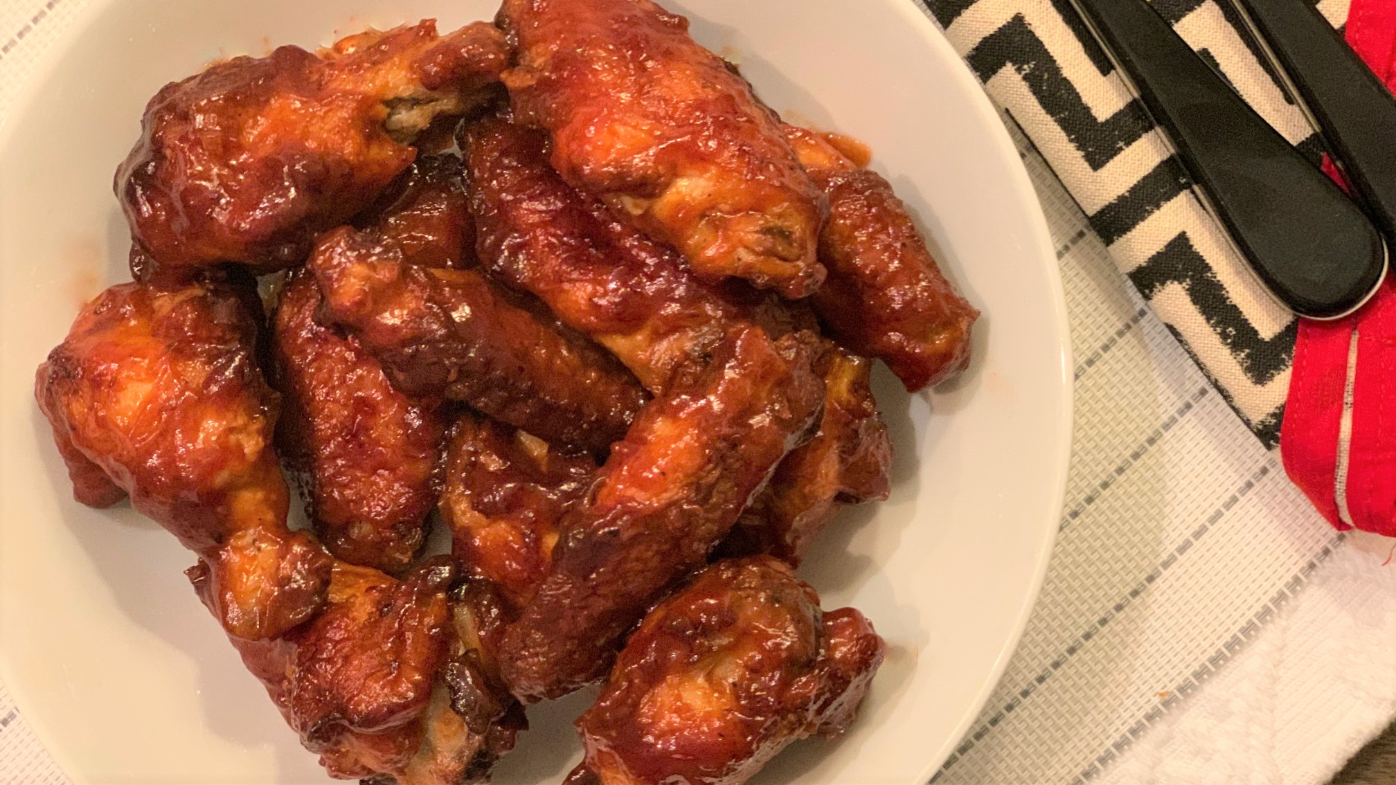 Order Wings (1/2 lb.) food online from Oliver Pizza store, Canton on bringmethat.com