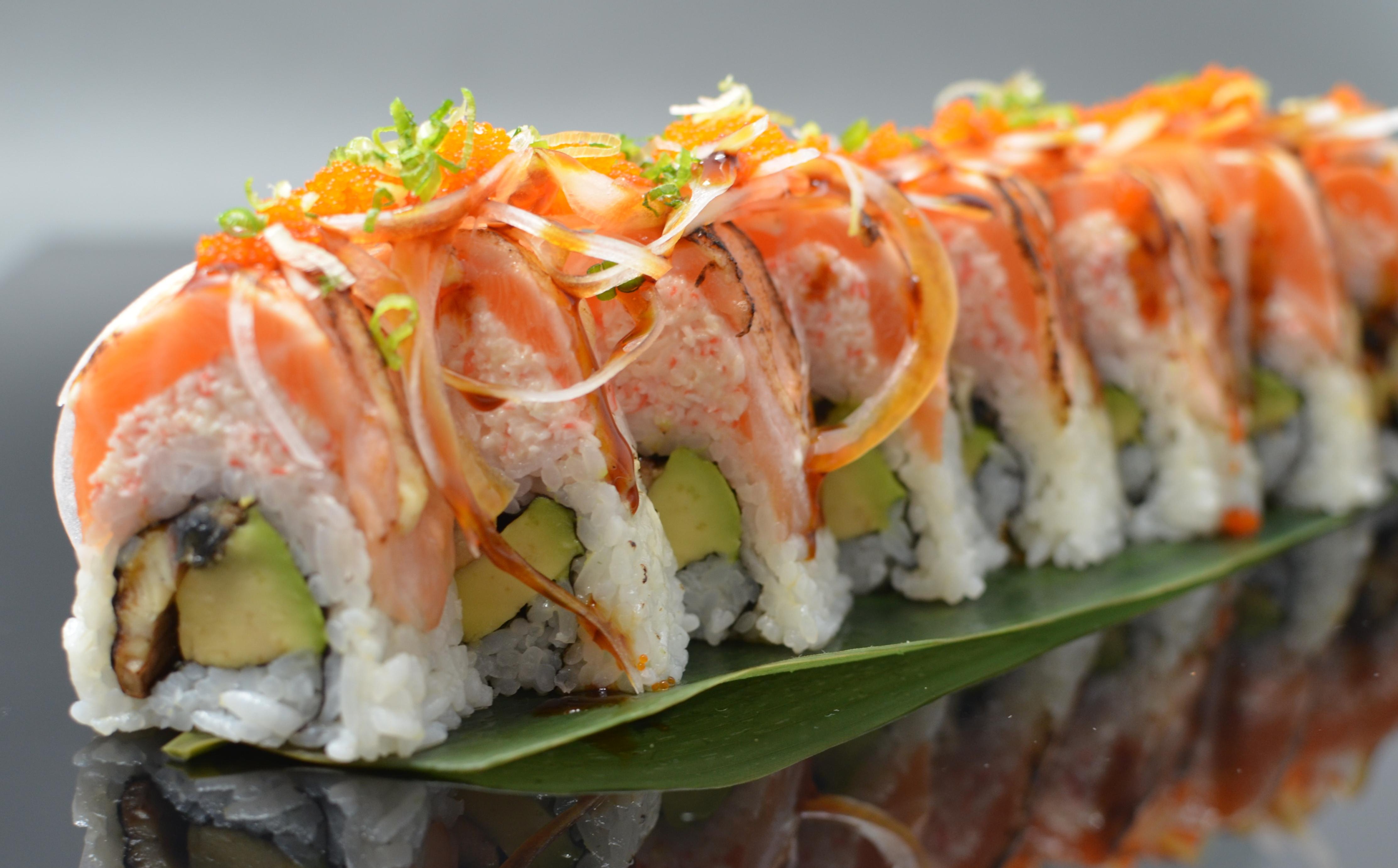 Order Chef's Roll food online from Zaoh Restaurant store, San Francisco on bringmethat.com