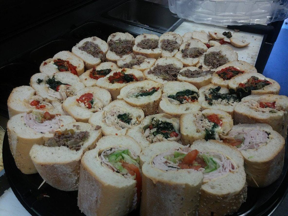 Order Traditional Hoagie Tray Catering - Small Tray (4 Pieces) food online from Don Franco's Apollo Pizza store, Sewell on bringmethat.com