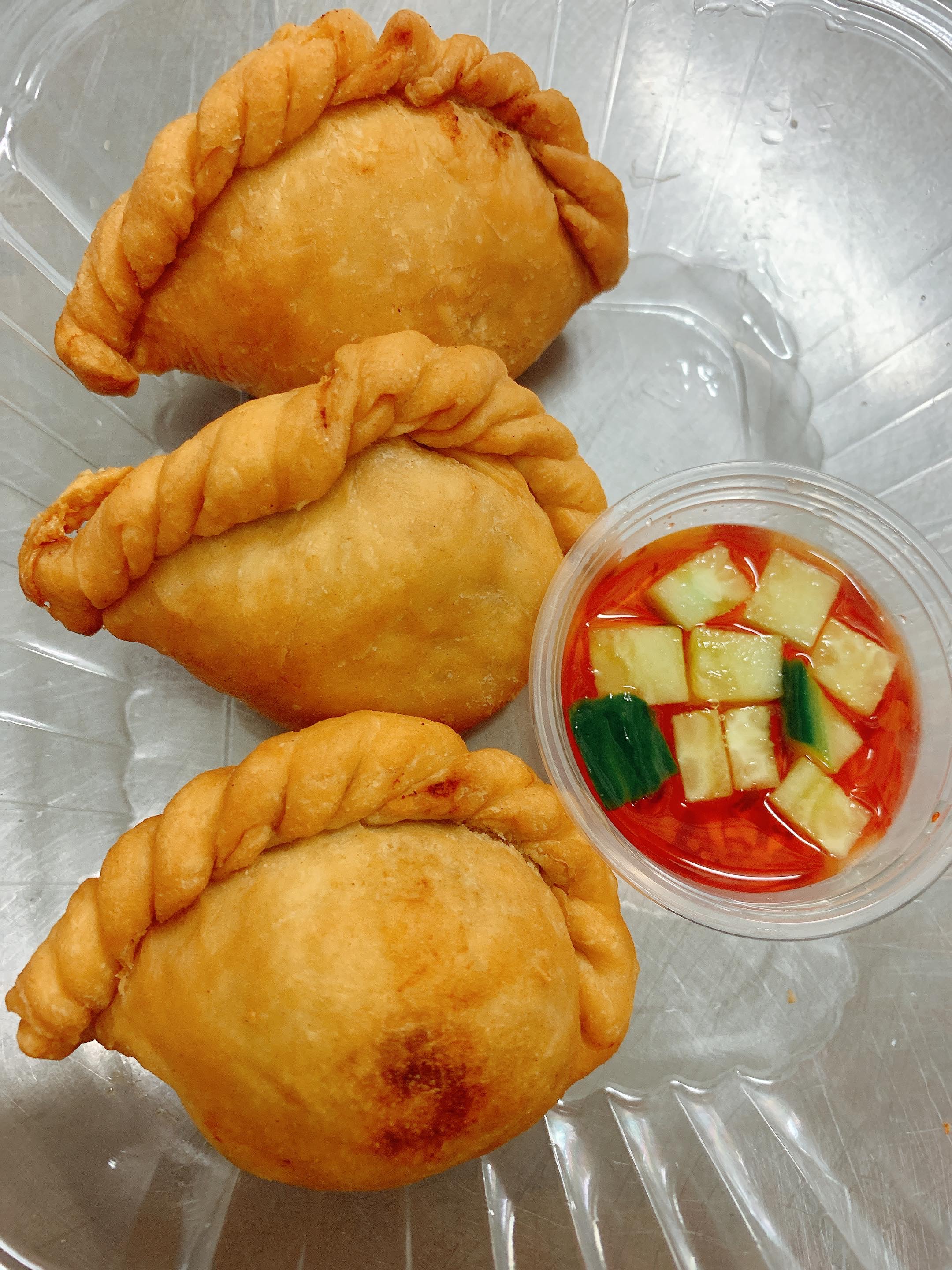 Order Curry puffs (chicken) (3pcs) food online from Spoon store, Richmond on bringmethat.com