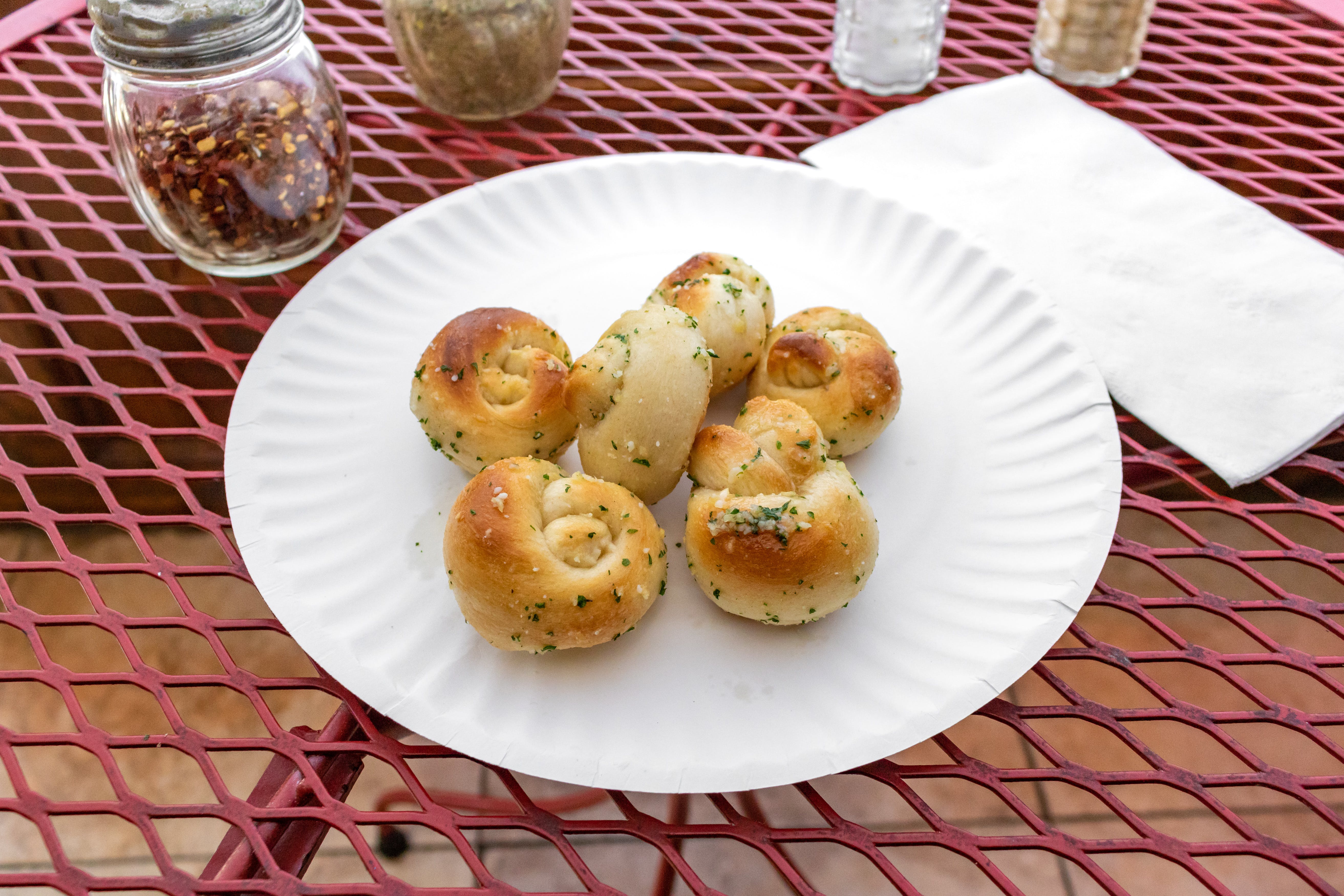 Order Garlic Knots - 8 Pieces food online from Massimo Pizzeria store, Southampton on bringmethat.com