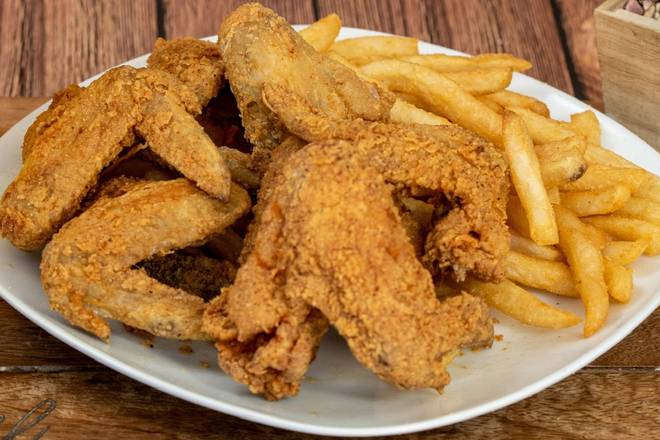 Order Chicken Wings (5 Pcs) food online from Hip Hop Fish & Chicken store, Clinton on bringmethat.com