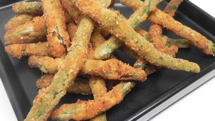 Order Fried Green Beans food online from The Caddyshack store, Petersburg on bringmethat.com