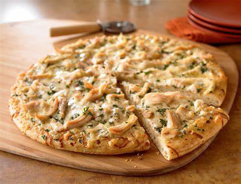 Order White Chicken Pizza food online from Kebab House store, Newport News on bringmethat.com