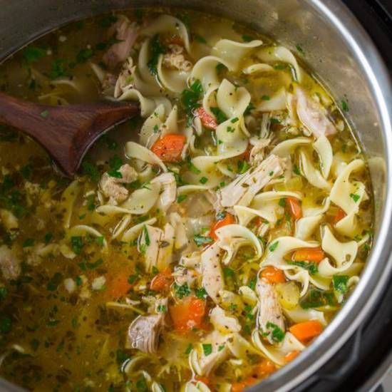 Order Healing Chicken Soup food online from Sandwiches Bar store, Houston on bringmethat.com
