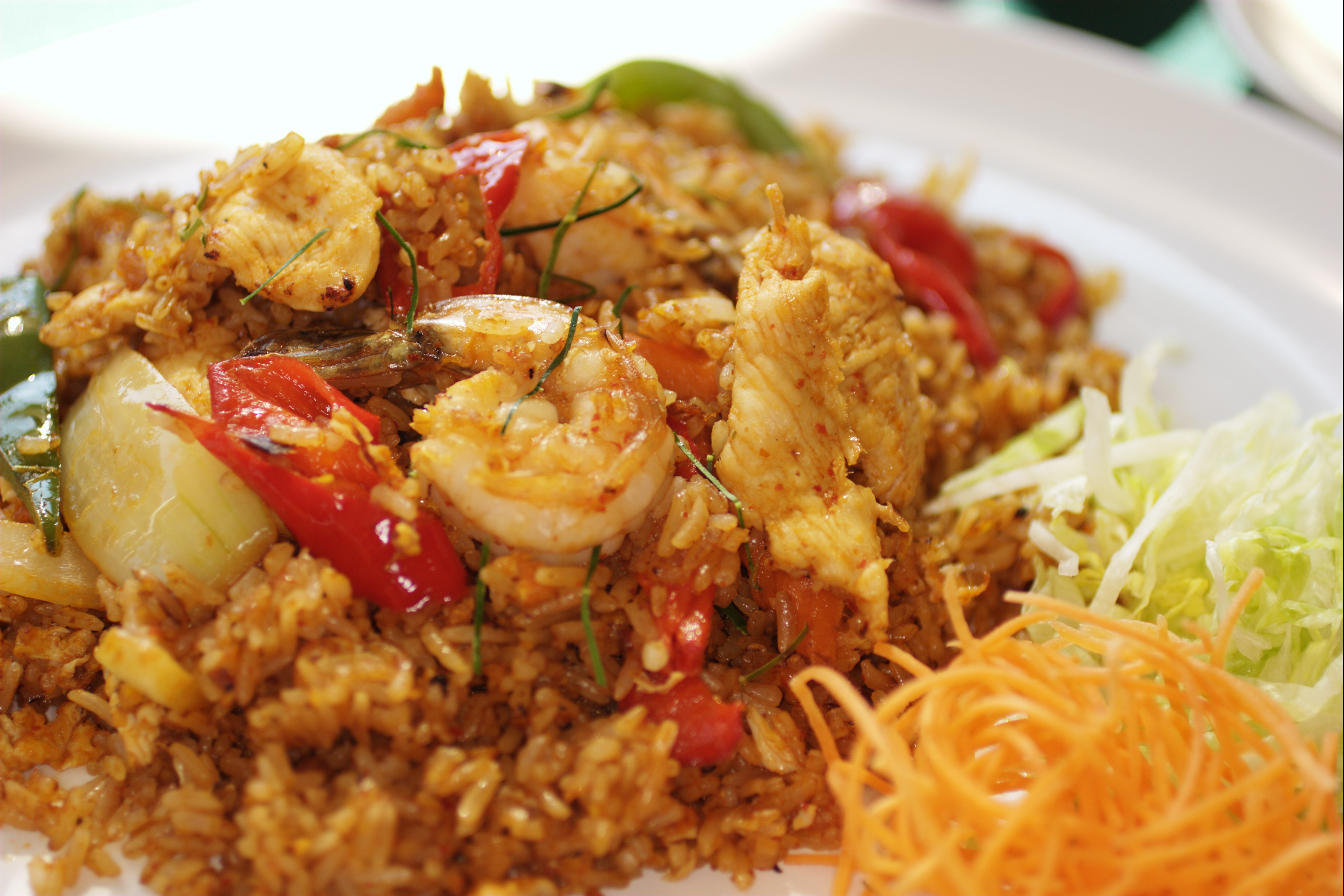 Order Curry Fried Rice food online from Noodle Street Thai Restaurant store, Boston on bringmethat.com