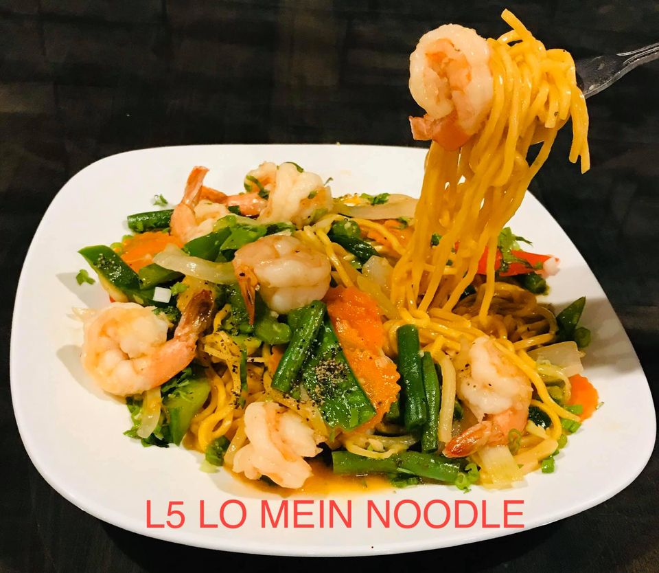 Order F5. Lo Mein Noodle Dinner food online from Boba Tea Cafe store, Niagara Falls on bringmethat.com