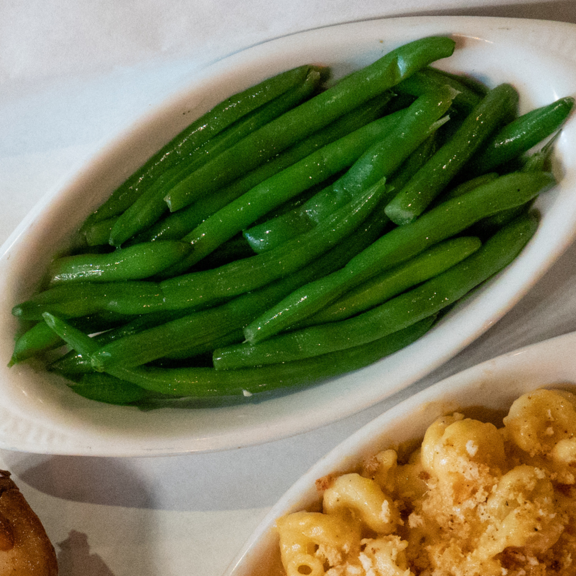 Order Garlic Green Beans food online from Woodchips Express store, Oxford Charter Township on bringmethat.com