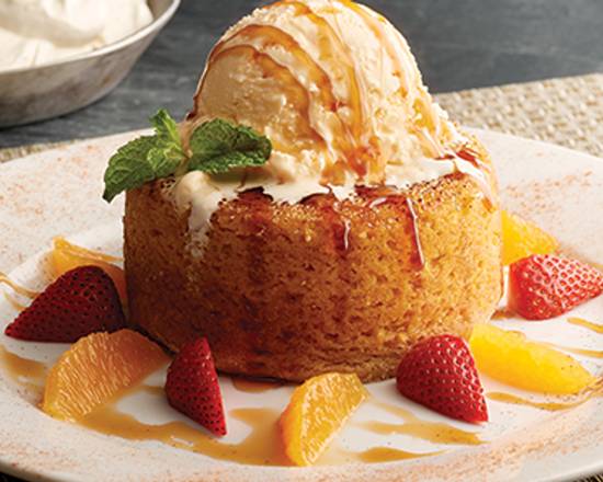 Order Mastro's Signature Warm Butter Cake food online from Mastros Steakhouse store, Thousand Oaks on bringmethat.com