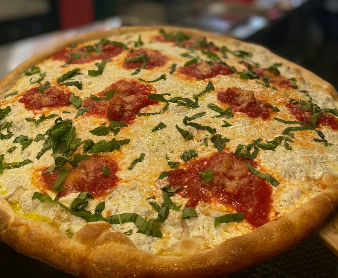 Order Margarita Pizza  food online from Famous famiglia pizza store, New York on bringmethat.com