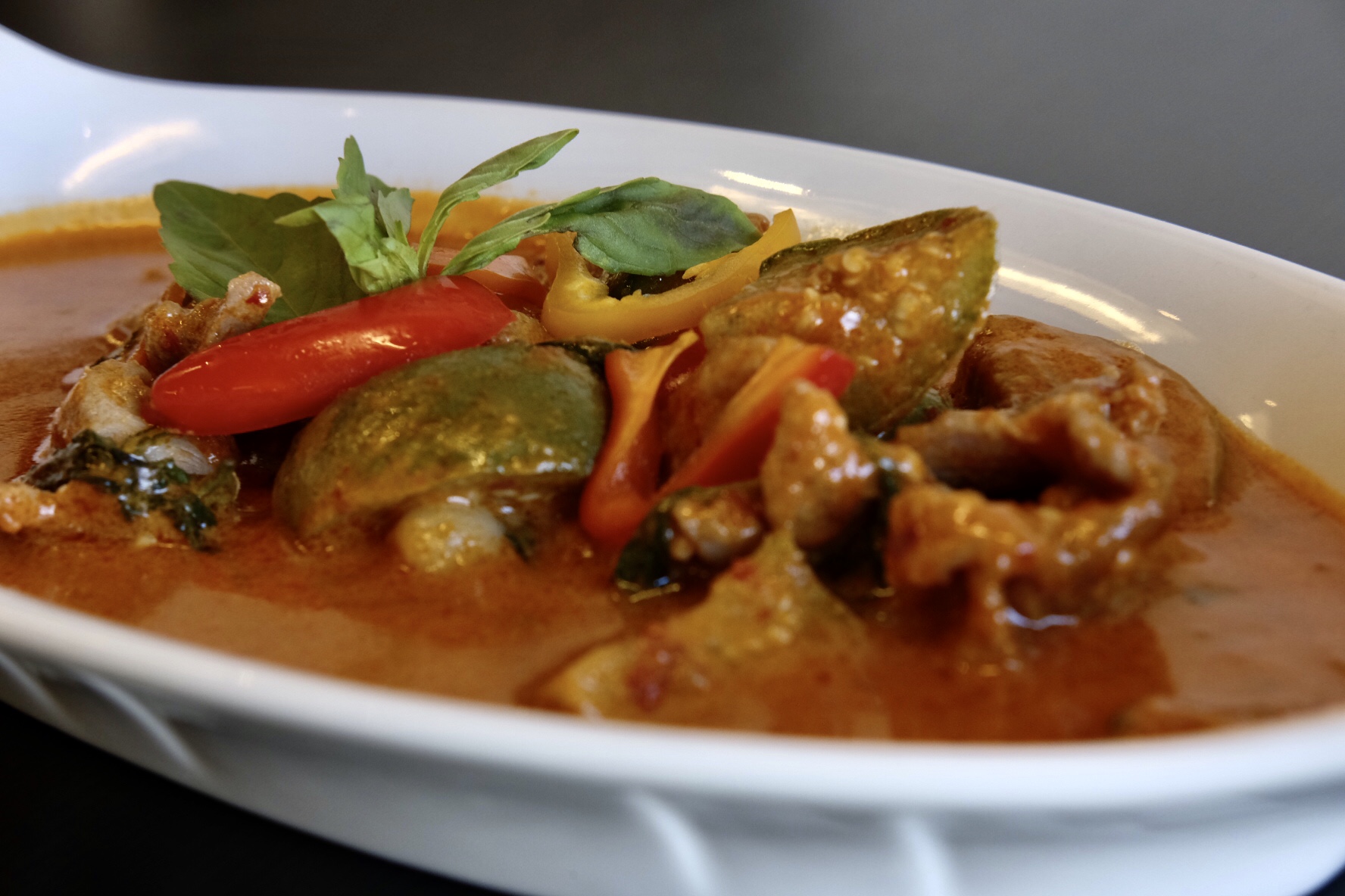 Order Red Curry food online from Thai Avenue store, Garden Grove on bringmethat.com