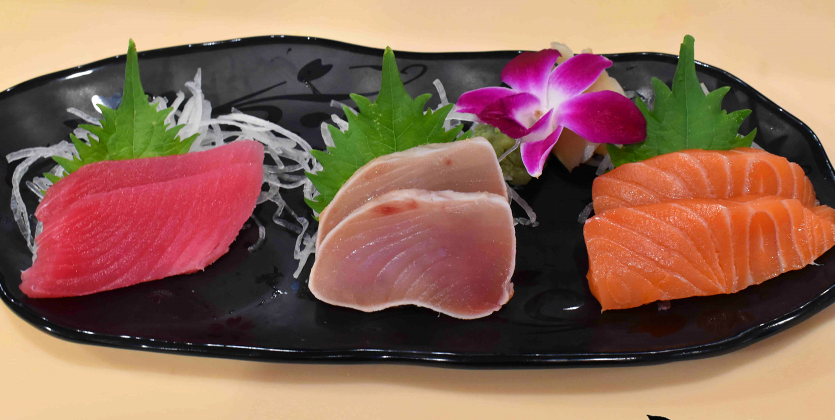Order 6 Pieces Sashimi food online from Hoki Korean Bbq & Japanese Cuisine store, Modesto on bringmethat.com