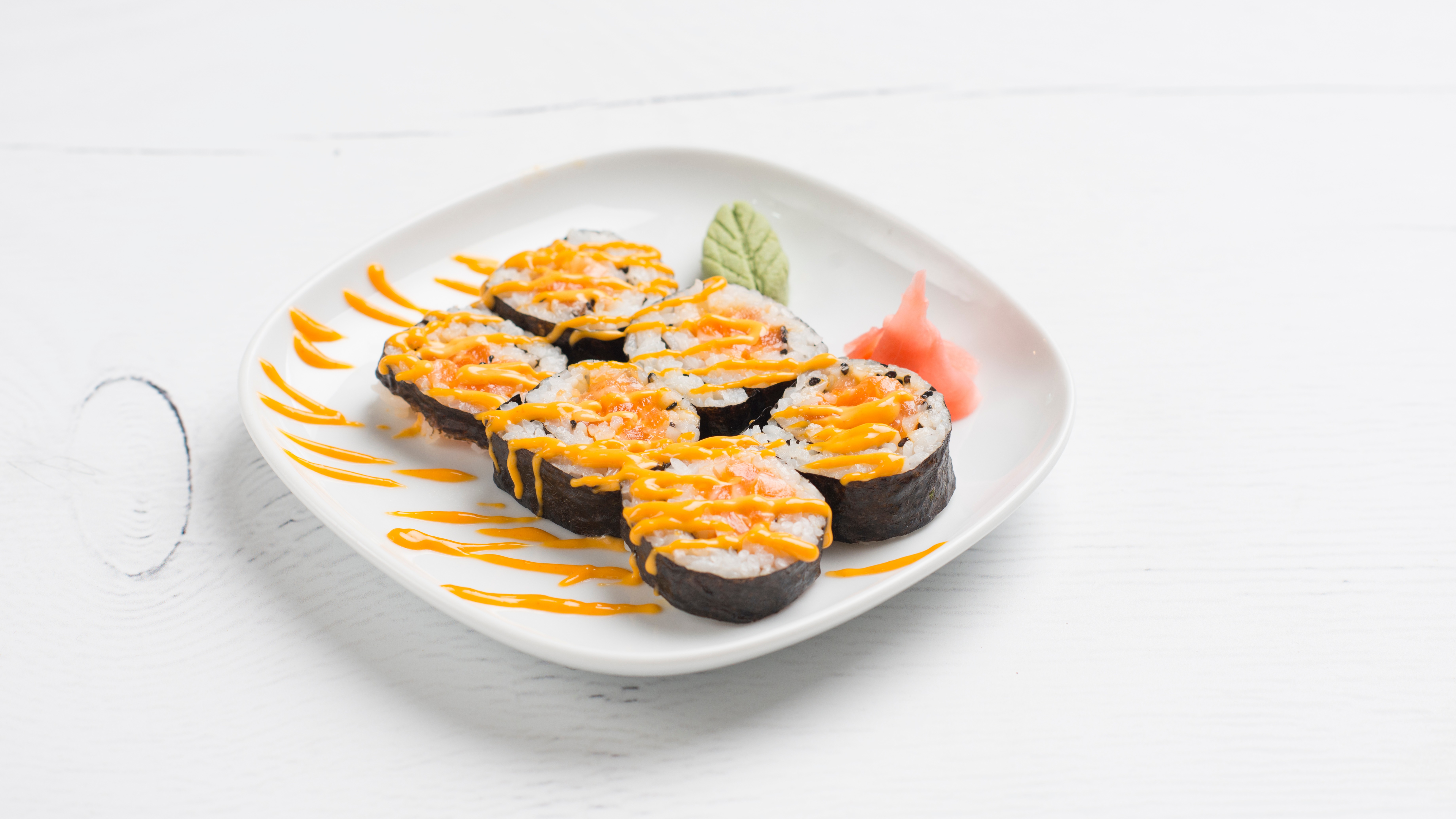 Order Spicy Salmon Roll food online from Vera Asian store, Royal Oak on bringmethat.com
